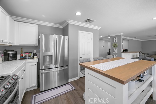 Detail Gallery Image 10 of 49 For 19883 San Juan Capistrano Ct, Riverside,  CA 92508 - 6 Beds | 3 Baths