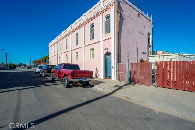 Detail Gallery Image 10 of 75 For 910 Guadalupe, Guadalupe,  CA 93434 - 1 Beds | 1/2 Baths