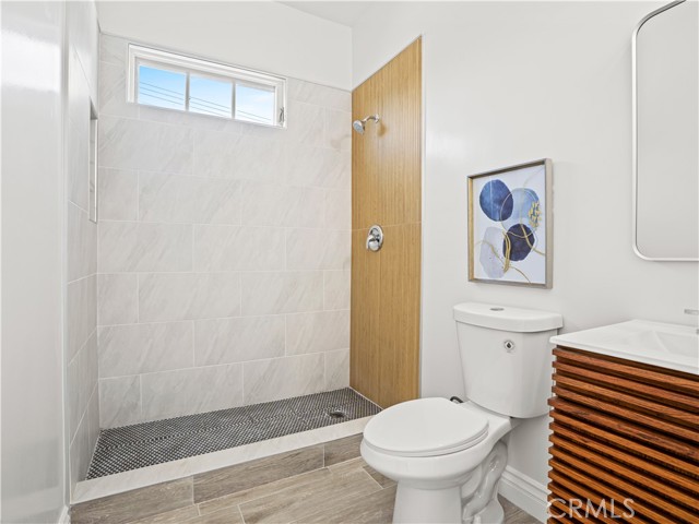 Detail Gallery Image 19 of 43 For 4251 Gundry, Long Beach,  CA 90807 - 4 Beds | 3 Baths