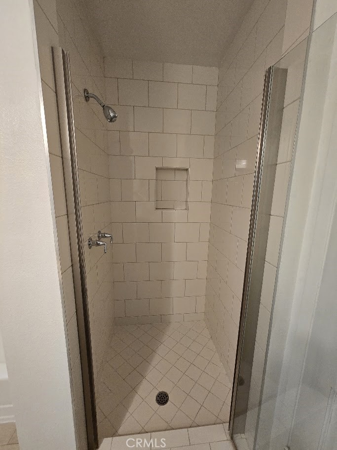 https://media.crmls.org/medias/d7bc44e9-a7e3-4cab-be5f-b5b0c6fccd54.jpg?preset=X-Large