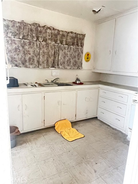 347 N Rampart Boulevard, Los Angeles, CA, 90026 347 N Rampart Boulevard, Los Angeles, CA, 90026