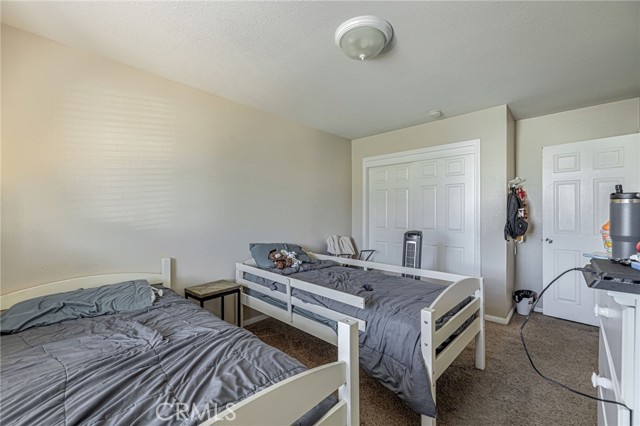 13290 Riverview Drive, Victorville CA: https://media.crmls.org/medias/d7bcbc25-4e55-4850-9138-946f7554afae.jpg
