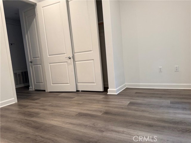 209 Follyhatch, Irvine CA: https://media.crmls.org/medias/d7bd1a0c-951e-4279-9f28-c51c1710243c.jpg