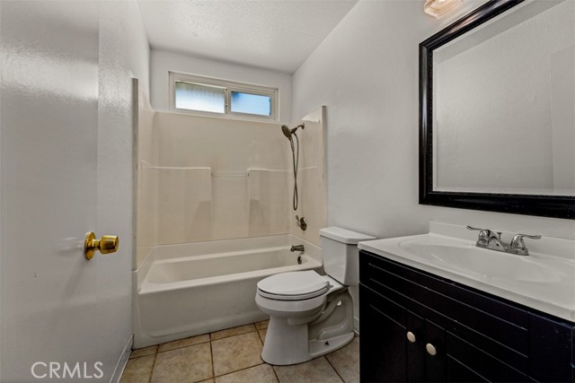 Detail Gallery Image 19 of 31 For 238 Tanforan, Diamond Bar,  CA 91765 - 4 Beds | 2 Baths