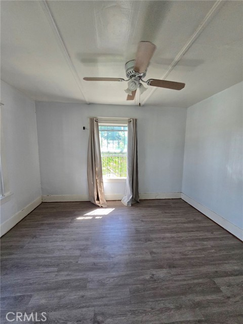 1154 E 20th, Long Beach CA: https://media.crmls.org/medias/d7beeac8-cda5-4141-ab0c-c07a85e6c727.jpg