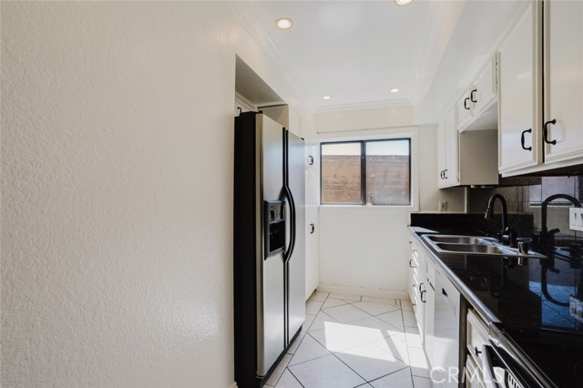 645 Balboa Avenue, 1C photo 18