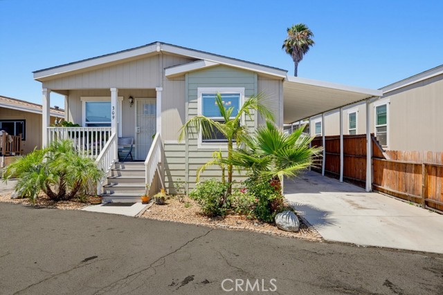 Front Image Thumbnail for CRDW26153663