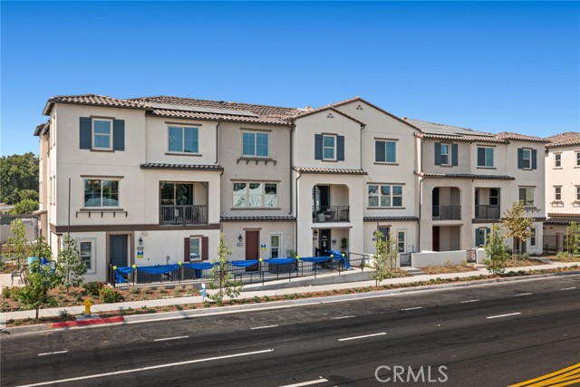 Detail Gallery Image 1 of 15 For 2615 Durfee Ave #I,  El Monte,  CA 91732 - 2 Beds | 2/1 Baths