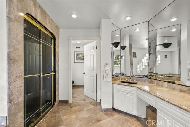 1815 Las Flores Drive, Glendale CA: https://media.crmls.org/medias/d7c12f92-22b4-4473-8c73-a4f912a0aef1.jpg