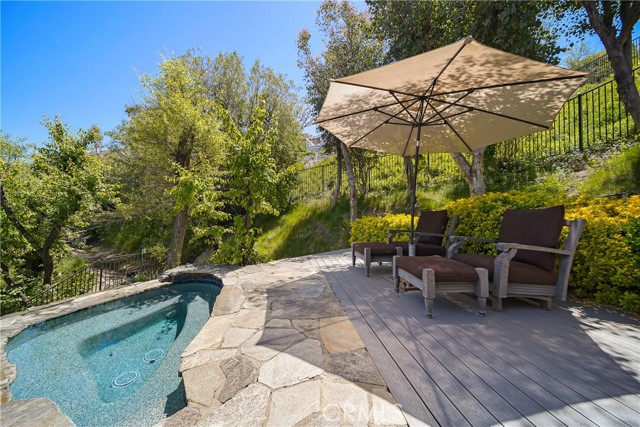 Detail Gallery Image 57 of 57 For 24762 Calvert St, Woodland Hills,  CA 91367 - 4 Beds | 4 Baths