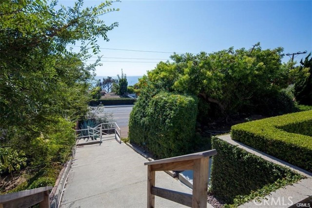 2324 S Coast, Laguna Beach CA: https://media.crmls.org/medias/d7c15872-1ce3-43be-8e78-4ad8e930783b.jpg