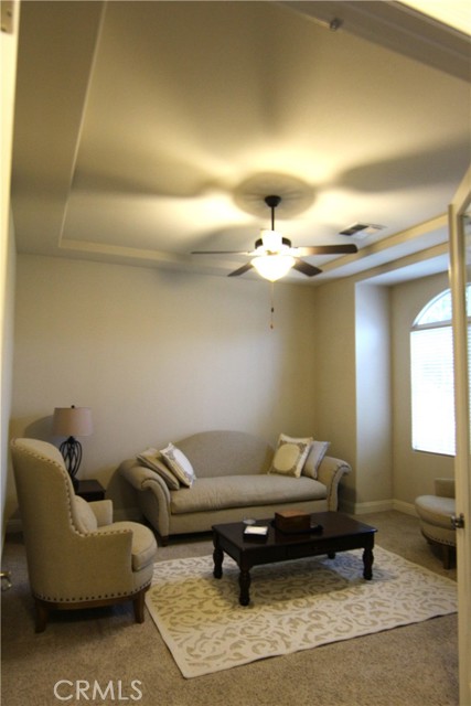 Detail Gallery Image 4 of 17 For 9905 Lightner Way, Bakersfield,  CA 93311 - 3 Beds | 2/1 Baths