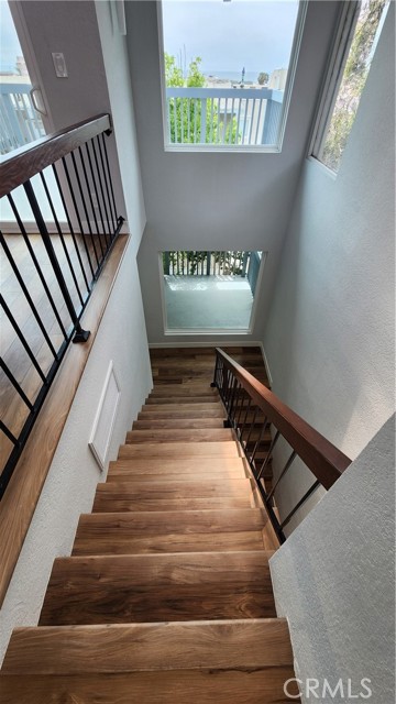 Detail Gallery Image 20 of 37 For 161 Monterey a,  Hermosa Beach,  CA 90254 - 3 Beds | 2/1 Baths