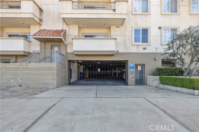 Detail Gallery Image 39 of 45 For 6800 Corbin Ave #104,  Reseda,  CA 91335 - 2 Beds | 2 Baths