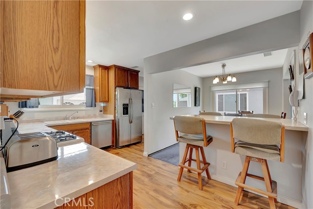 3850 Senasac Avenue, Long Beach CA: https://media.crmls.org/medias/d7c48440-b760-488a-ba57-60942b535bc8.jpg