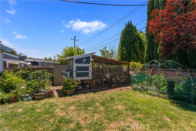 950 N Milford Street, Orange CA: https://media.crmls.org/medias/d7c51db8-e978-43cc-ba21-44e0e4b19ee5.jpg