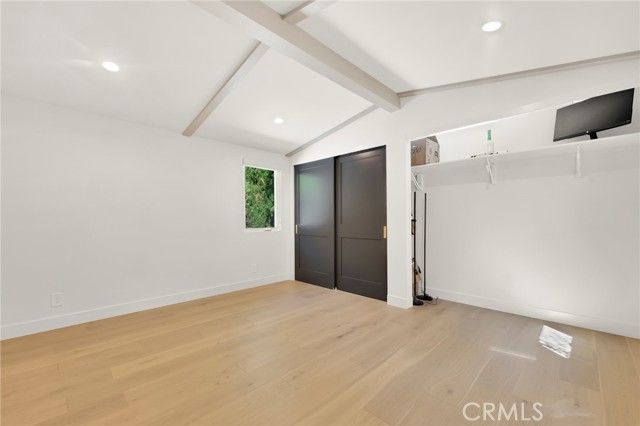 Detail Gallery Image 29 of 40 For 4941 Rigoletto St, Woodland Hills,  CA 91364 - 3 Beds | 2/1 Baths