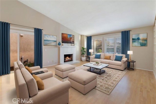 Detail Gallery Image 7 of 64 For 38 Deerwood E, Irvine,  CA 92604 - 3 Beds | 2 Baths