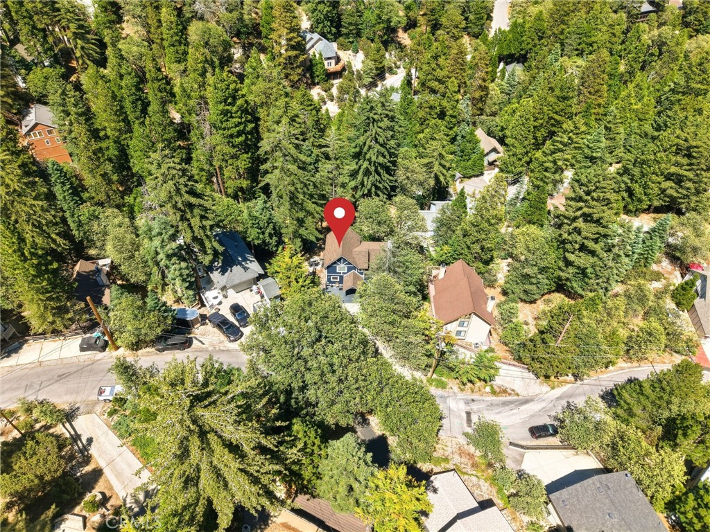 https://media.crmls.org/medias/d7c5d323-4a13-4828-9557-f61b7098b910.jpg?preset=X-Large