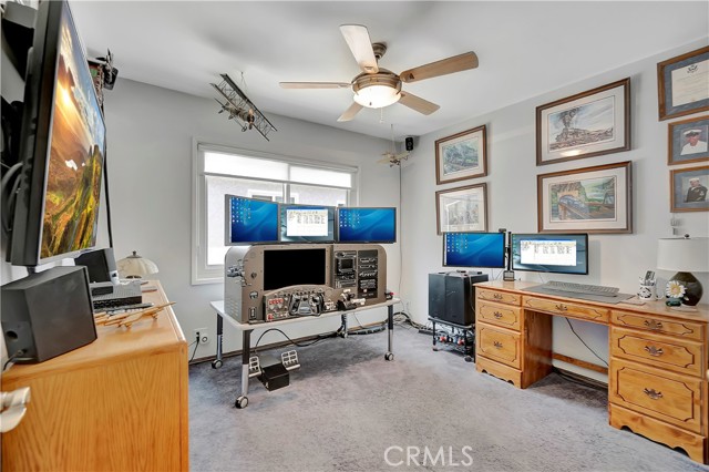 3850 Senasac Avenue, Long Beach CA: https://media.crmls.org/medias/d7c67140-0da3-4d06-a2f4-3059927b34c5.jpg