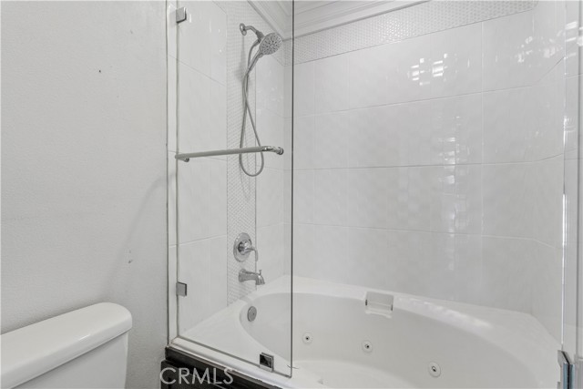 4359 Park Corona, Calabasas CA: https://media.crmls.org/medias/d7c6a7d9-c79e-4397-9a0b-3d656e2cfd0a.jpg