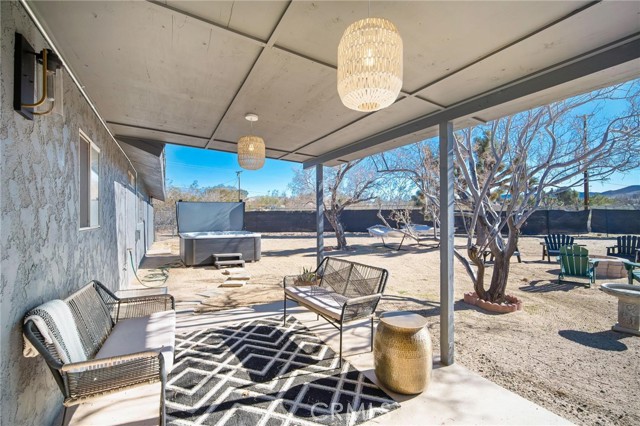 Detail Gallery Image 2 of 23 For 7070 Rubidoux, Yucca Valley,  CA 92284 - 3 Beds | 2 Baths