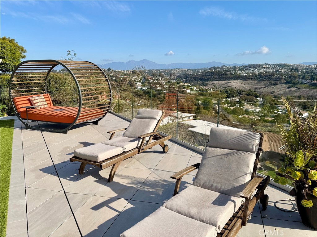 MLS #OC25010978 image #45