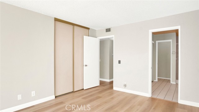 Detail Gallery Image 15 of 32 For 47 Town and Country, Pomona,  CA 91766 - 3 Beds | 2 Baths