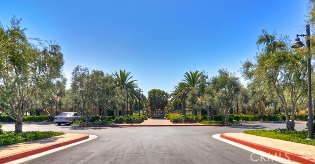 102 Brindisi, Irvine CA: https://media.crmls.org/medias/d7c83802-55c3-4f34-bd88-82c58cb9eae1.jpg