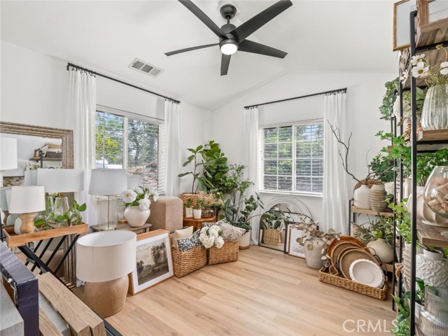 41797 River Knolls Way, Coarsegold CA: https://media.crmls.org/medias/d7c853bf-4fab-46ae-9aab-cac22c7010f5.jpg