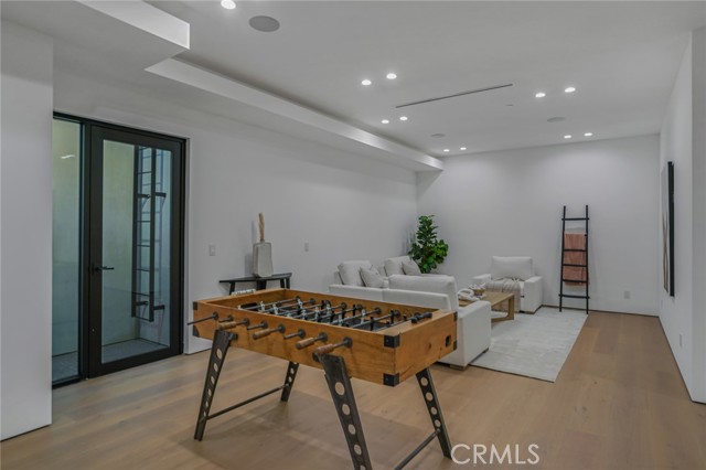 4219 Costello Avenue, Sherman Oaks CA: https://media.crmls.org/medias/d7c90971-d493-4dff-a6c6-aa3756bdb3a0.jpg