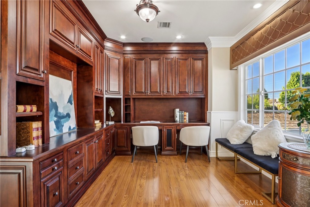 MLS #WS25261103 image #34