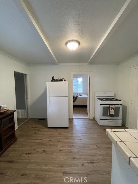 23752 Inspiration, Crestline, CA 92325