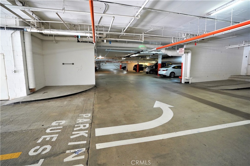 MLS #OC25238308 image #32