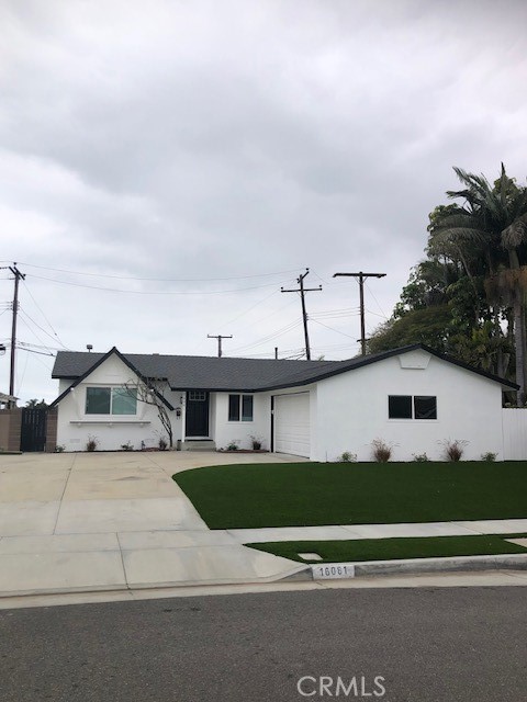 16081 Davis Ln, Huntington Beach, CA 92649