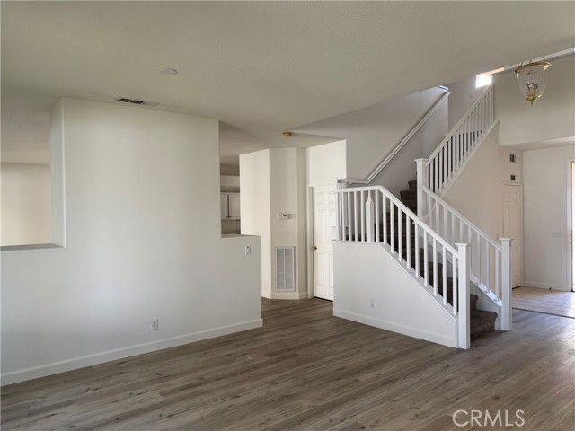 59 Eaglecreek, Irvine CA: https://media.crmls.org/medias/d7cbb64a-d4a8-4681-9f1a-7f706c358249.jpg