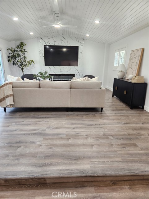 Detail Gallery Image 16 of 35 For 1626 E 15th St, Santa Ana,  CA 92701 - 4 Beds | 2 Baths