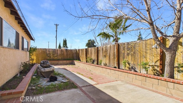 Detail Gallery Image 37 of 38 For 1529 E Avenue Q6, Palmdale,  CA 93550 - 4 Beds | 2 Baths