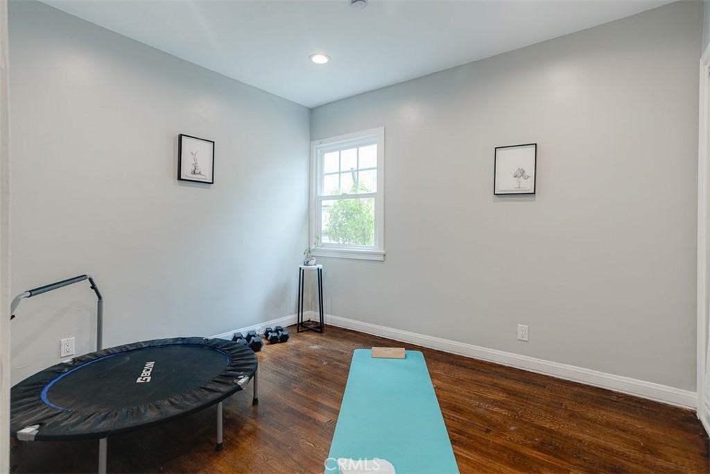 3309 Wedgewood Lane Burbank img 32