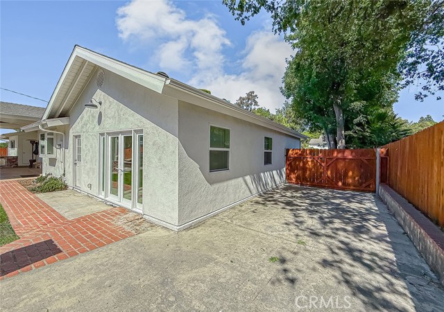 843 Encino Vista Drive, Thousand Oaks CA: https://media.crmls.org/medias/d7cdaed0-3df9-441b-994f-ae2758b11850.jpg