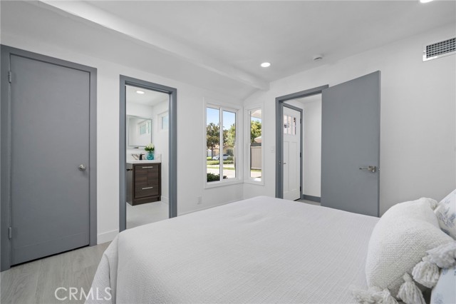 Detail Gallery Image 32 of 34 For 2945 W Bridgeport Ave, Anaheim,  CA 92804 - 4 Beds | 3 Baths