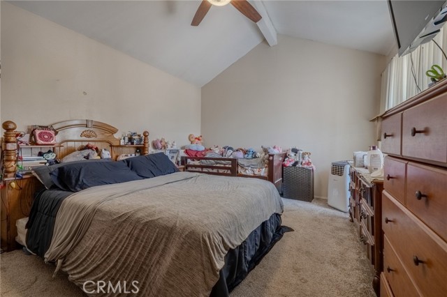 574 E Skylark Drive, Ontario CA: https://media.crmls.org/medias/d7d06a9a-e413-4e70-81f2-3b83b4ac7b83.jpg