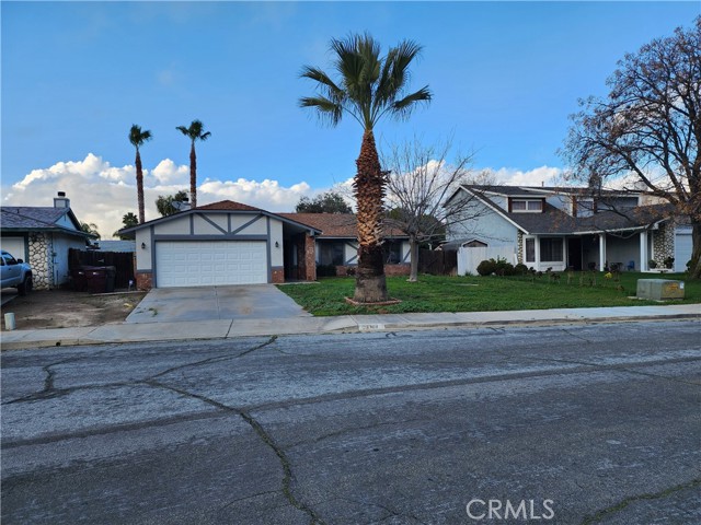 Detail Gallery Image 1 of 21 For 26068 Snow Creek, Menifee,  CA 92586 - 3 Beds | 2 Baths