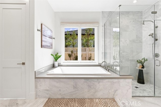 18 Phillips Ranch Road primary suite bathroom. 18 Phillips Ranch Road primary suite bathroom.