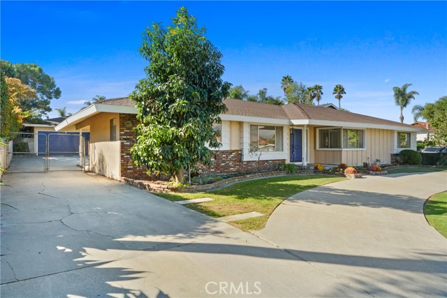 Detail Gallery Image 2 of 39 For 13744 Lomitas, La Puente,  CA 91746 - 3 Beds | 2/1 Baths