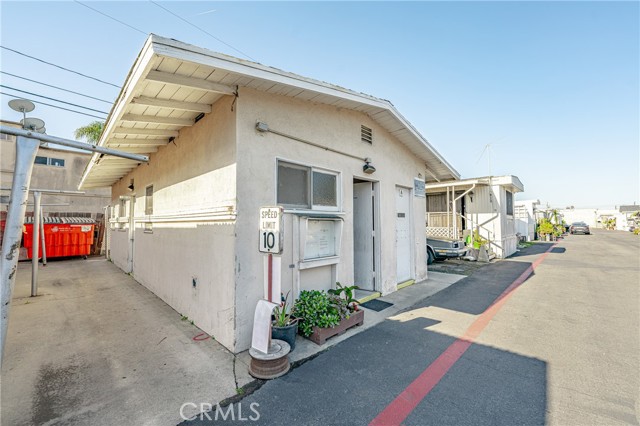 Detail Gallery Image 23 of 24 For 13525 S Vermont Ave #17,  Gardena,  CA 90247 - 1 Beds | 1 Baths