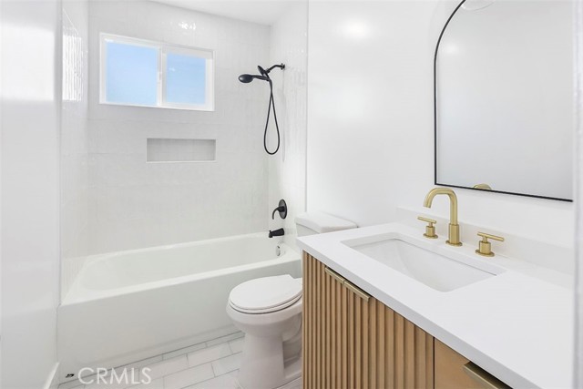 Detail Gallery Image 6 of 10 For 3020 E 3rd St #10,  Long Beach,  CA 90814 - 1 Beds | 1 Baths