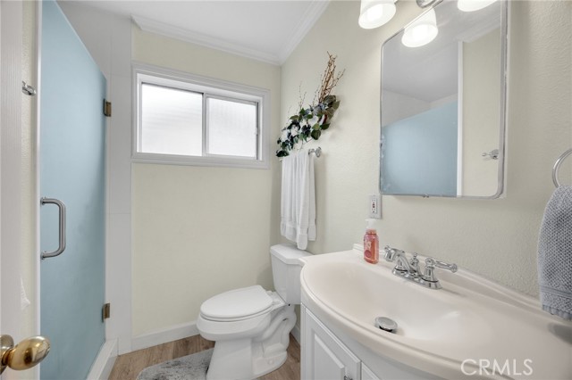 Detail Gallery Image 11 of 31 For 12526 Chadwell, Lakewood,  CA 90715 - 3 Beds | 2 Baths