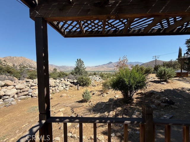 9656 Glacier Gulch, Weldon CA: https://media.crmls.org/medias/d7d2d8c9-88d3-4b36-94bf-e6d4c8bce8dd.jpg