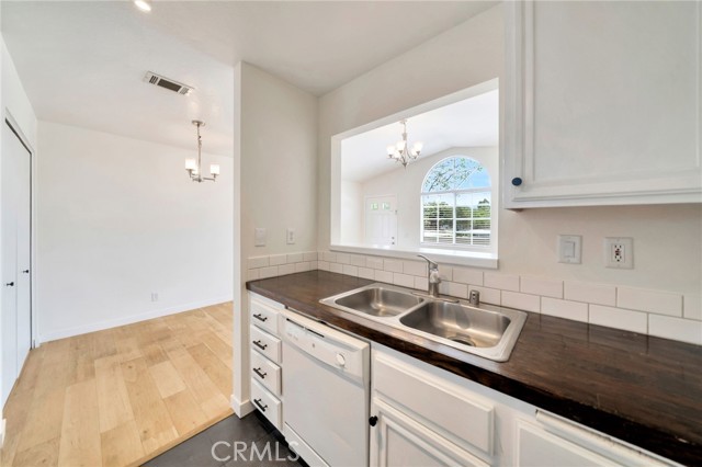 5 Via Meseta, Rancho Santa Margarita CA: https://media.crmls.org/medias/d7d31ea9-58af-47d4-937b-8ee18acb28a1.jpg